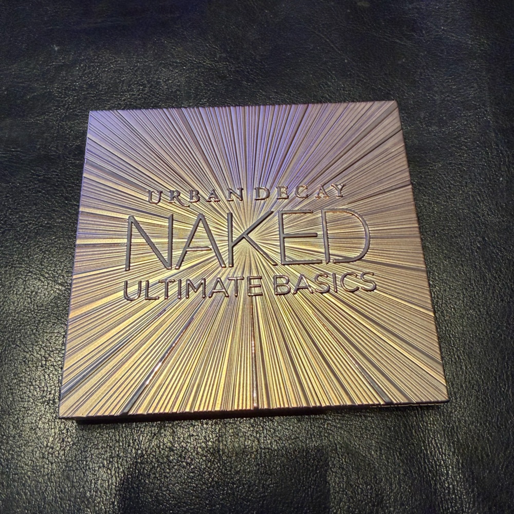 Urban Decay Naked Ultimate Basics Palette Eyeshadow Palette matte neutral